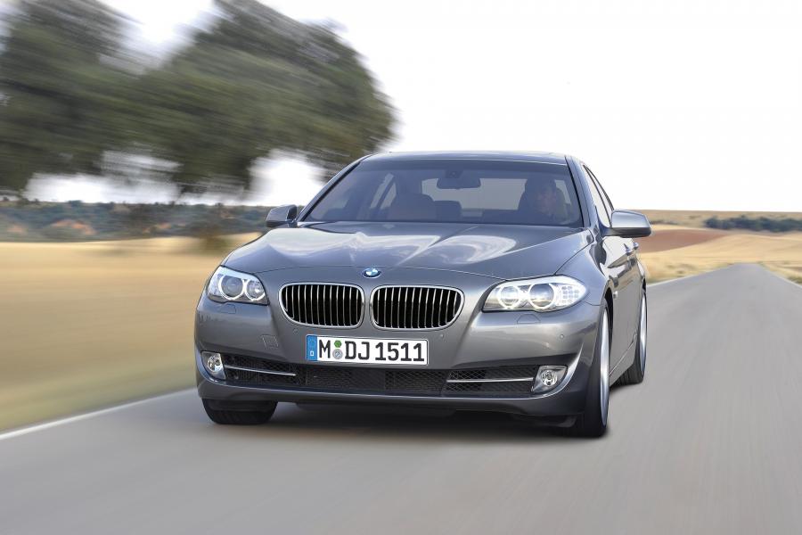  BMW 5-Series 2010 года  (фото 116 из 117)